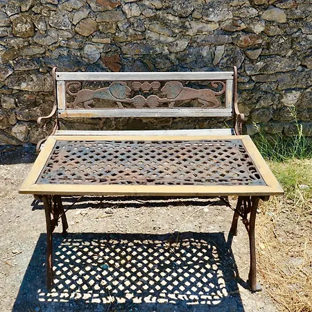 בית נופש Art Village Kýthira